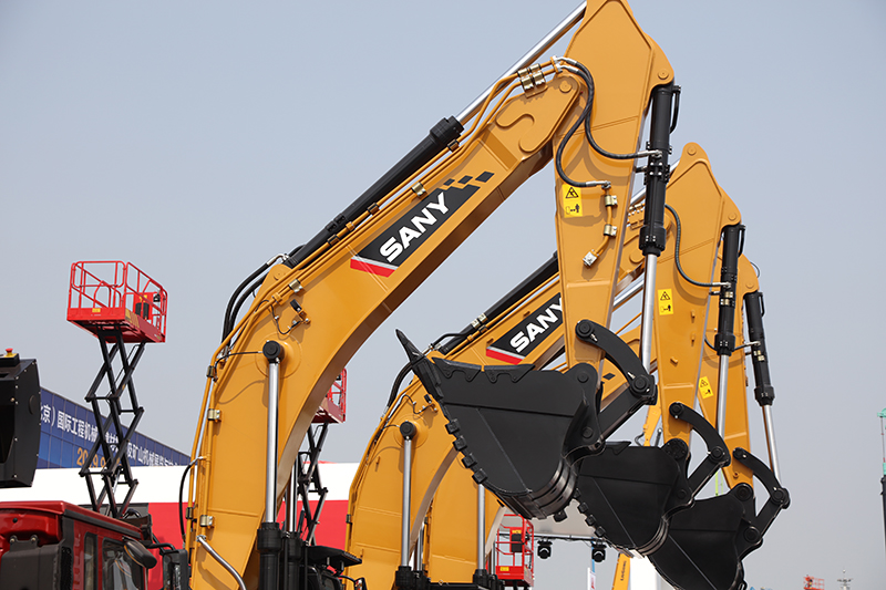 長(zhǎng)城潤(rùn)滑油AE-S液壓油，助力三一挖掘機(jī)顯神威